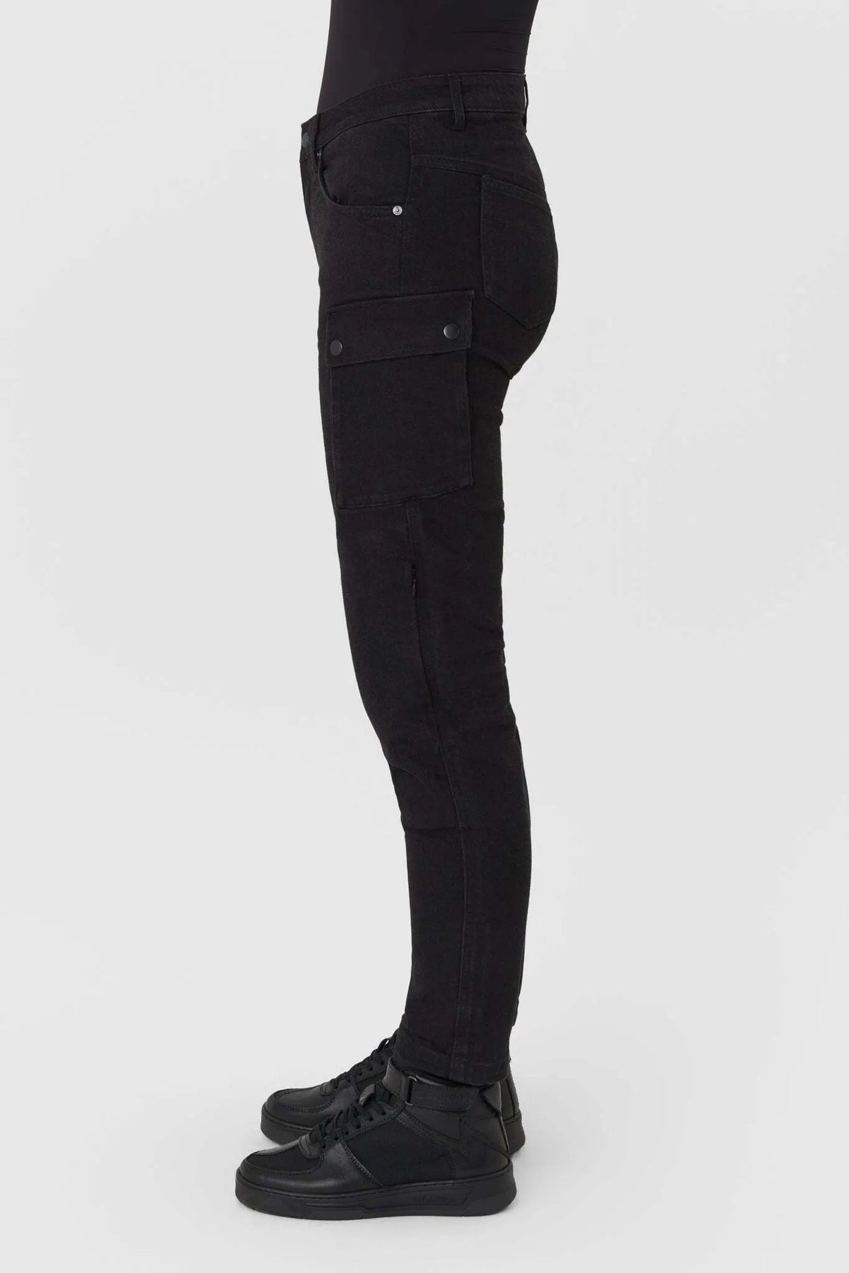 MILA CARGO BLACK – moteriški chino stiliaus „Cordura®“ motociklininkės džinsai