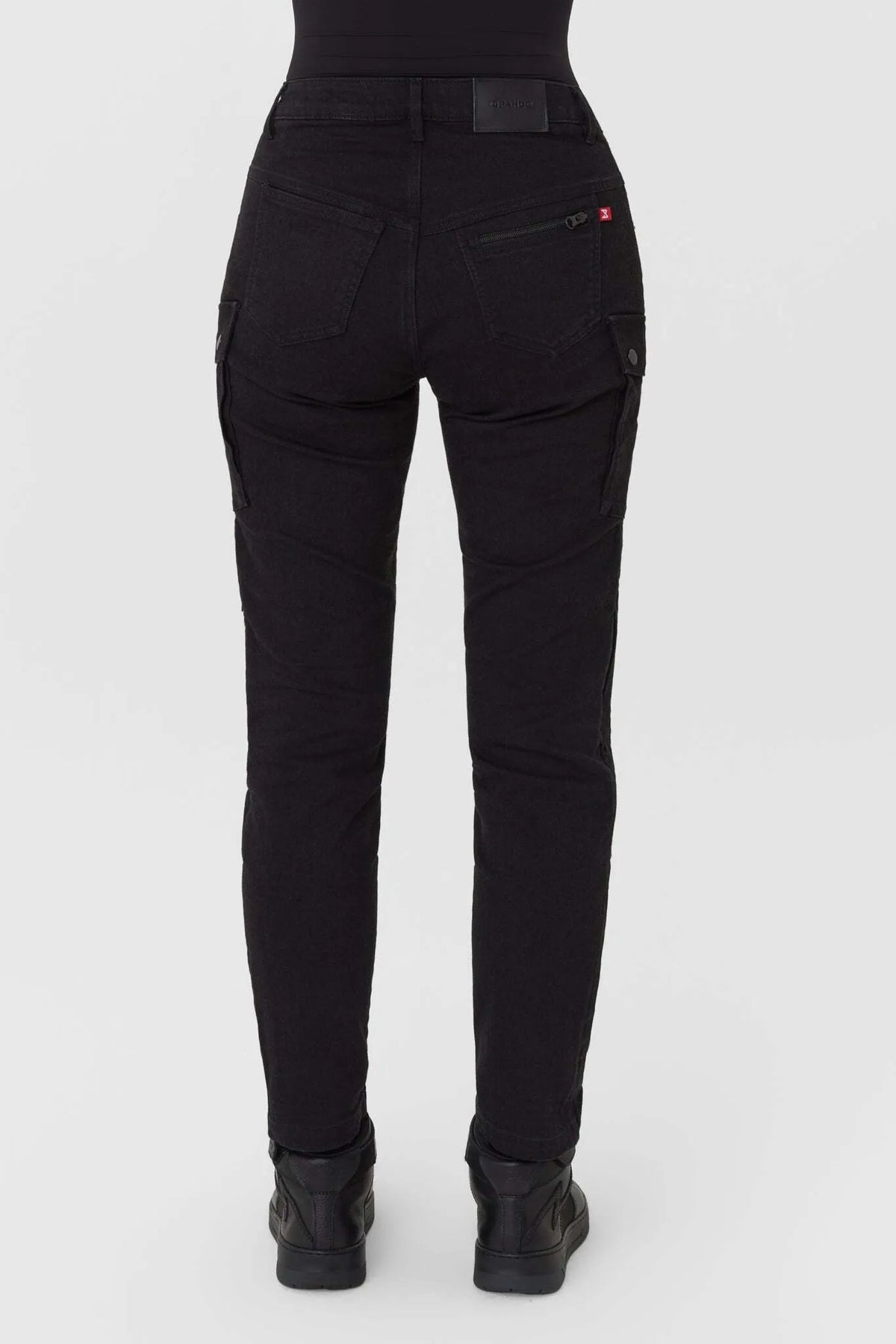MILA CARGO BLACK – moteriški chino stiliaus „Cordura®“ motociklininkės džinsai