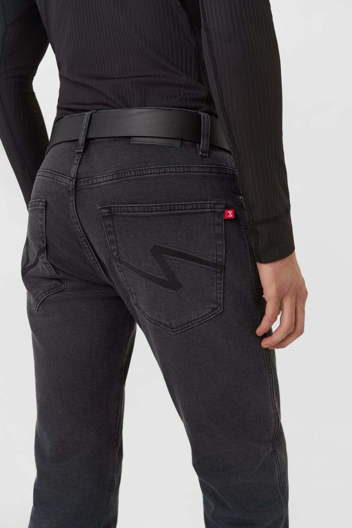 ROBBY SLIM BLACK – vyriški siauro kirpimo motociklininko džinsai iš Cordura®