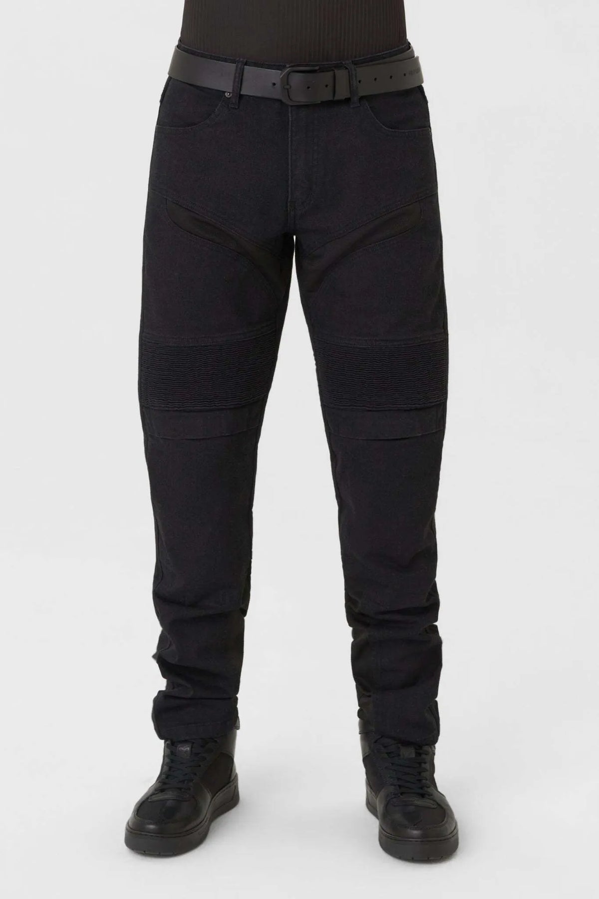 KARLDO SLIM BLACK – siauro kirpimo „Cordura®“ motociklininko džinsai vyrams