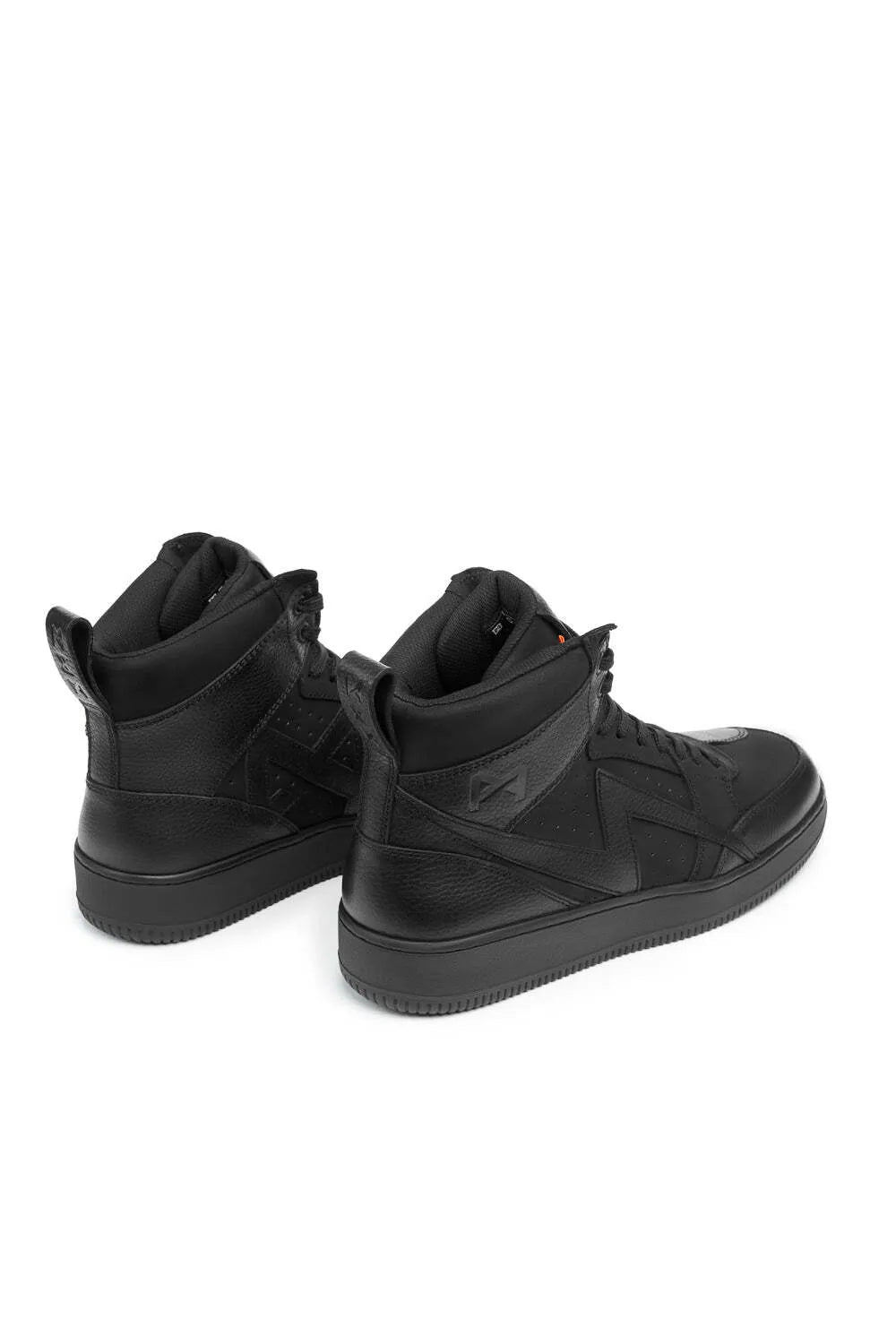 APEX SNEAKERS BLACK – unisex motociklininko sportbačiai