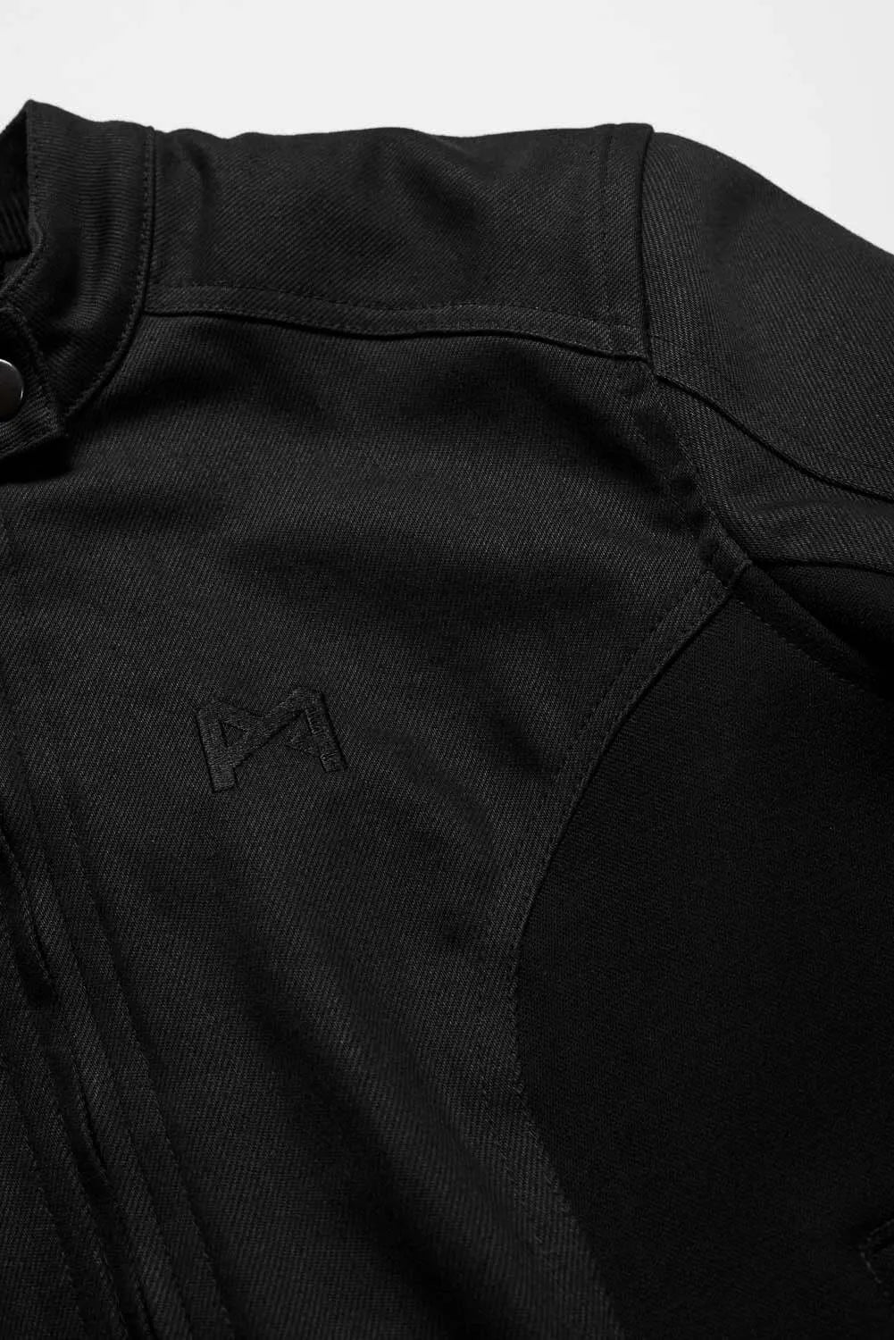 LUNA BLACK AAA – lengva moteriška vasarinė striukė