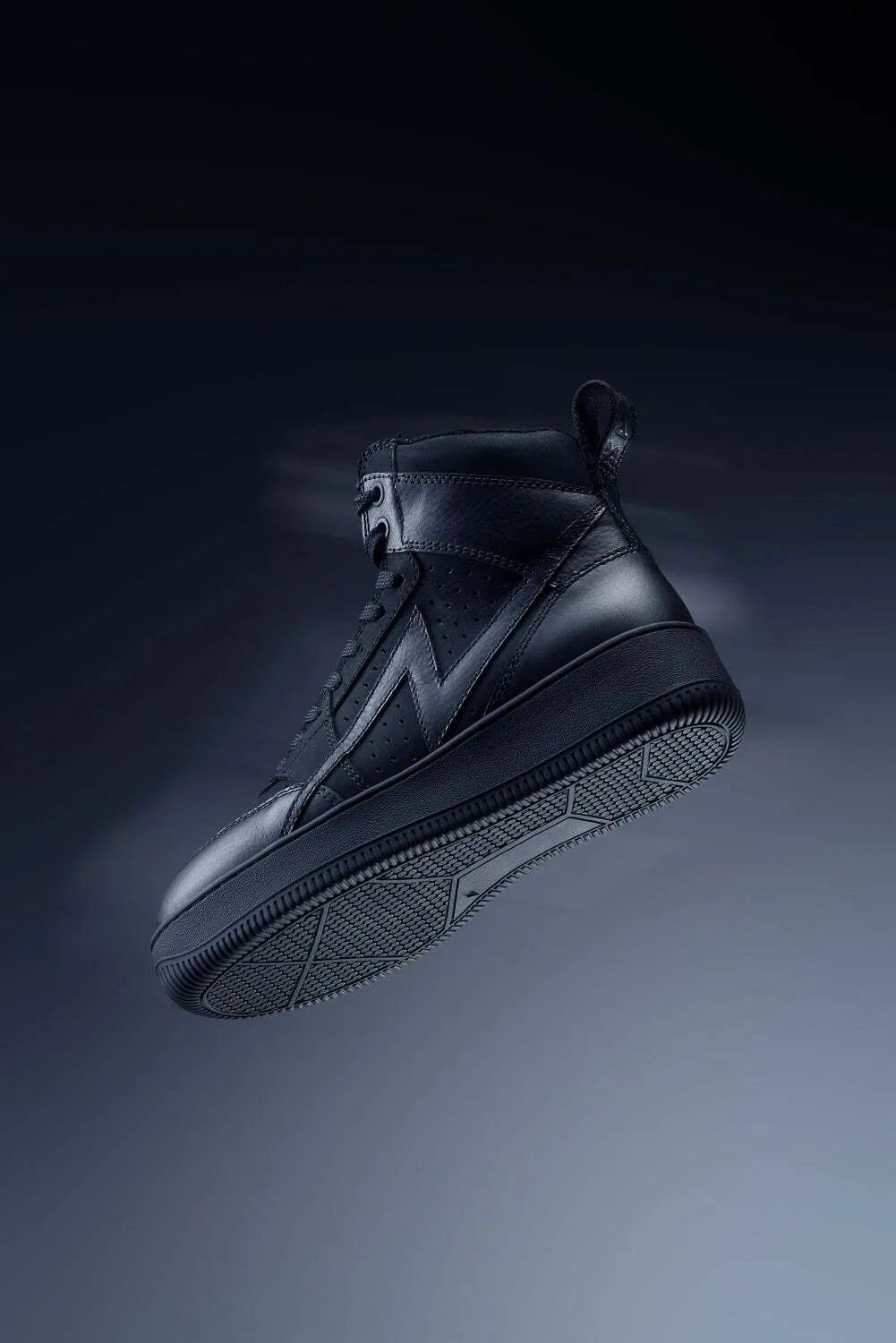 APEX SNEAKERS BLACK 02 – unisex motociklininko sportbačiai