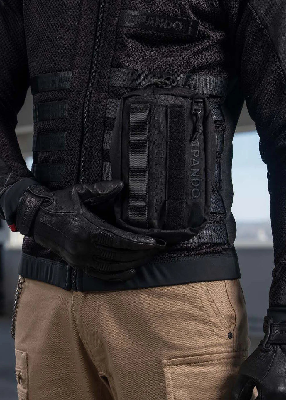 POUCH BLACK – tvirtas motociklo krepšelis iš „Cordura®“